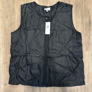 Socialite Black Women’s Puffer Vest size S/M NWT